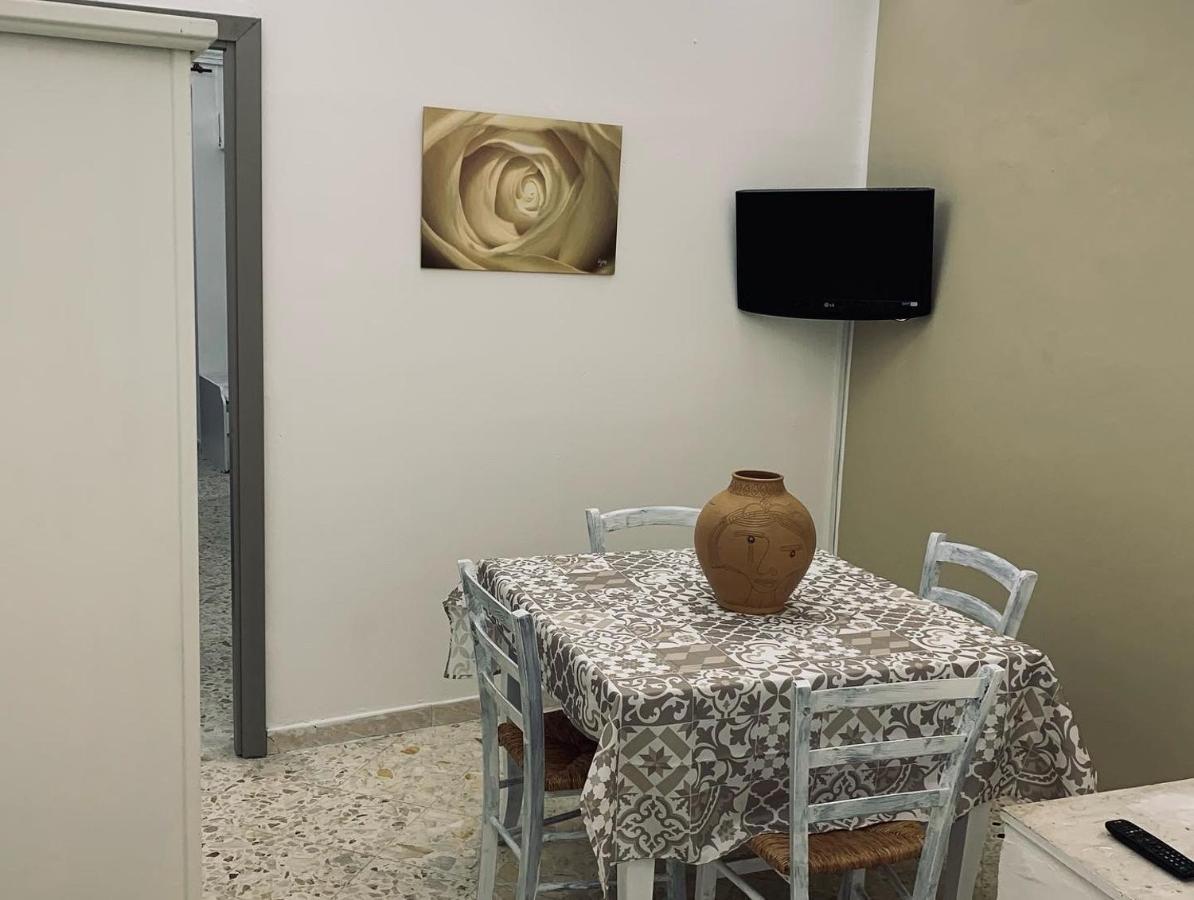 פלרמו Corte Sant'Anna Apartment מראה חיצוני תמונה